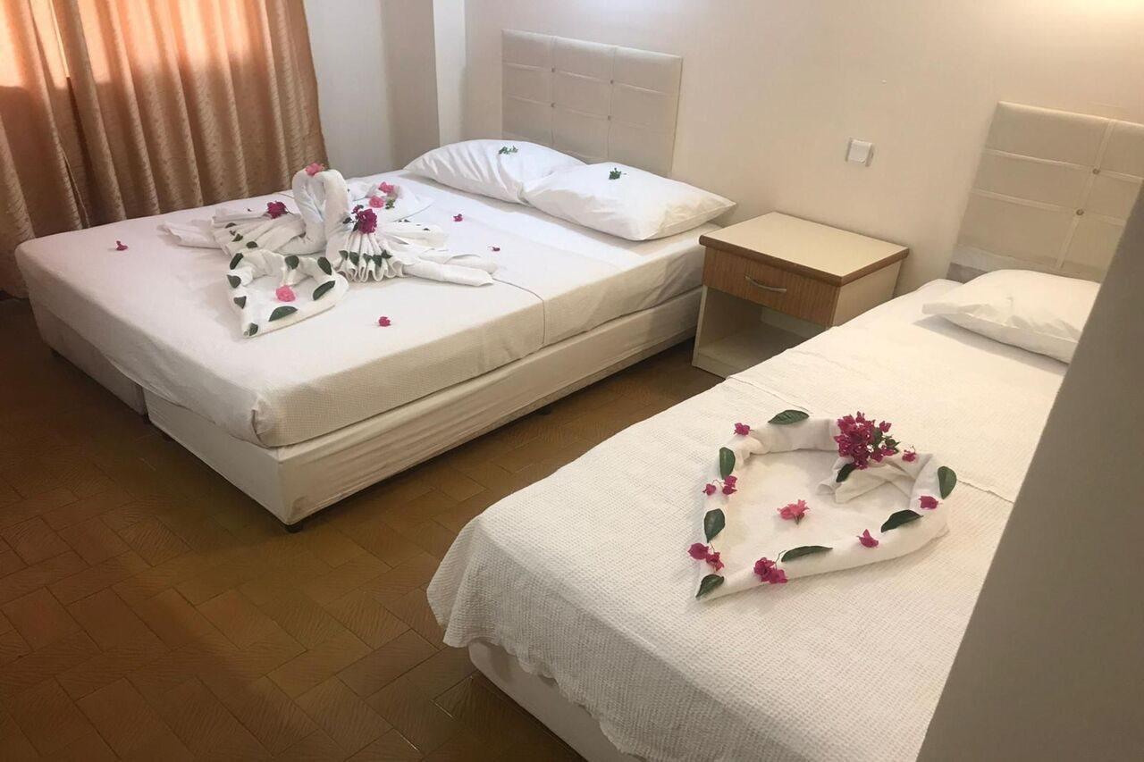 Uenver Hotel Adana Esterno foto