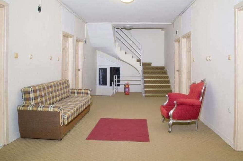 Uenver Hotel Adana Esterno foto